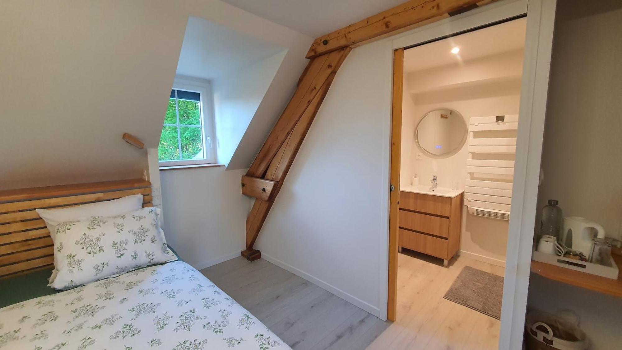 Bed and Breakfast Au Fil De L'Eau La Chapelle-Saint-Aubin Экстерьер фото